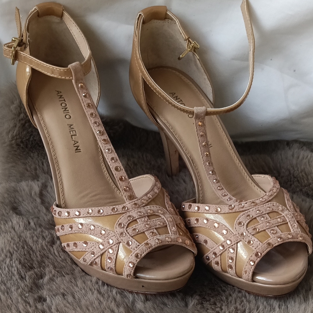 Antonio Melani Tan Block Heel Sandals